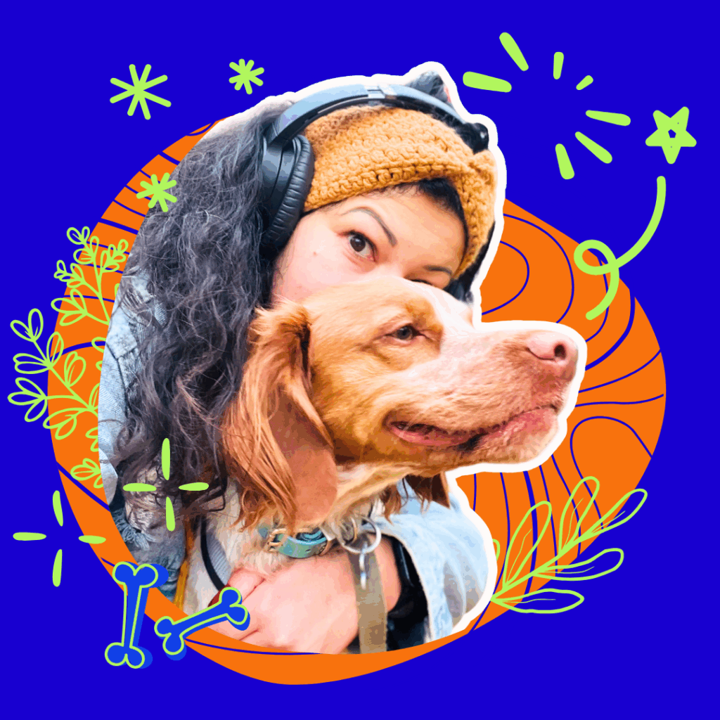 Femme Safia derrière son chien type épagneul breton dans les bras